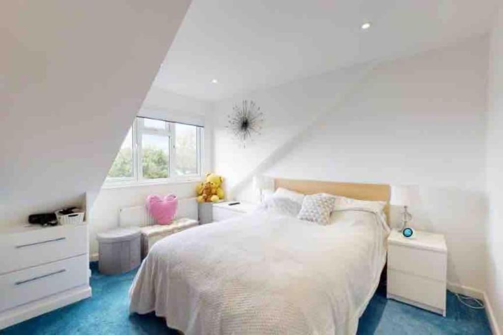 Villa Love Lancing By The Sea With Optional Large Hot Tub Sleeps Up To 8 & Free Parking Extérieur photo
